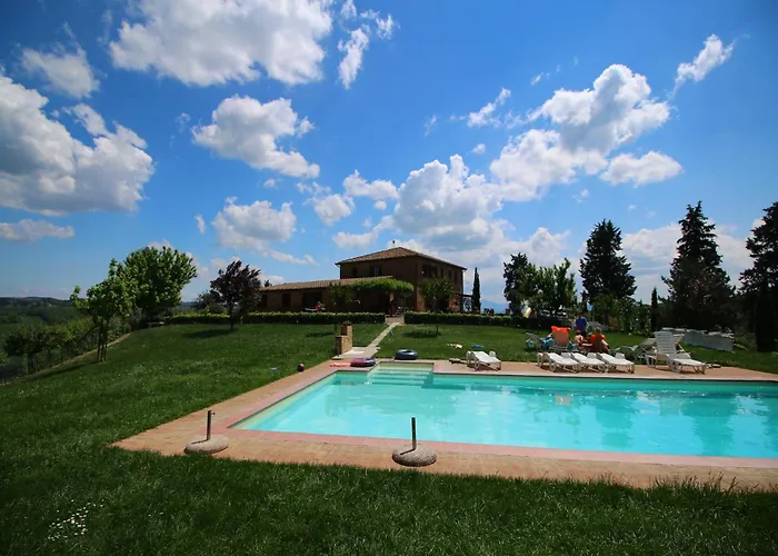360 Degree View Over The Tuscan Hills